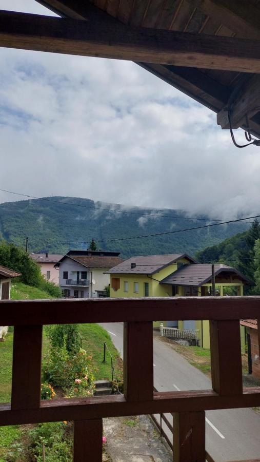Apartman Mely Kulen Vakuf Exteriör bild